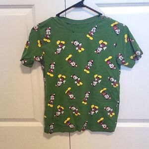 Disney Parks Kids Christmas t-shirt Large